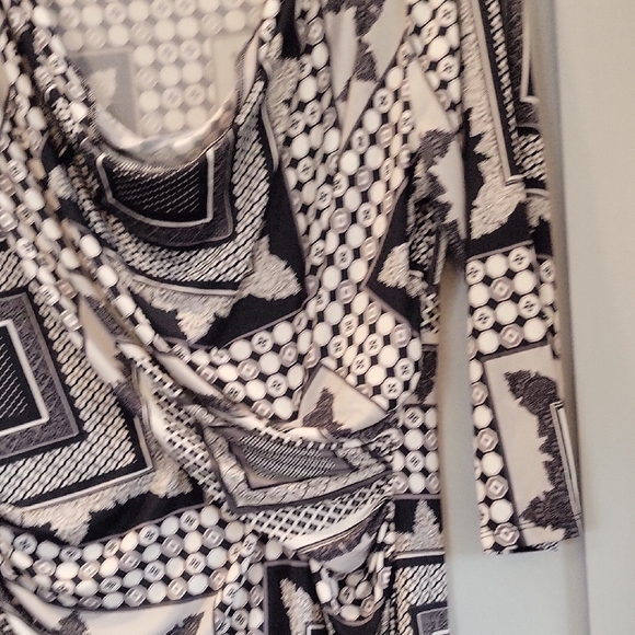 Worthington Monochrome Patterned Blouse - Picture 4 of 8